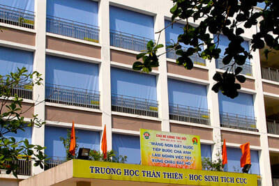 Bạt Che Nắng Trường Học